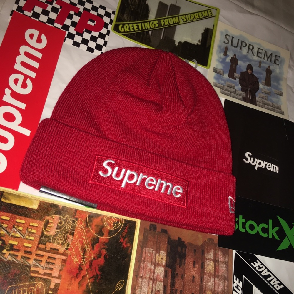 Supreme New Era Box Logo Beanie (FW18) Red